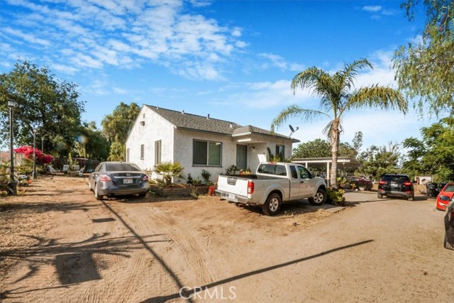 27068 Jarvis Street, Perris CA: https://media.crmls.org/medias/1f1da375-7b12-4b8e-af4b-743351f9ffaf.jpg