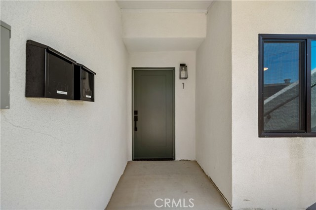 Detail Gallery Image 20 of 41 For 4574 Shadeway Rd, Lakewood,  CA 90713 - 8 Beds | 6 Baths