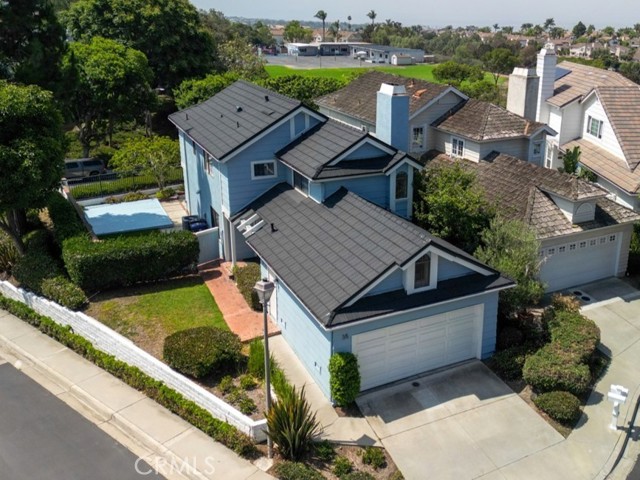 35 Bawley Street, Laguna Niguel CA: https://media.crmls.org/medias/1f1ec741-1cac-4ab2-814c-aa1a3104f9ba.jpg
