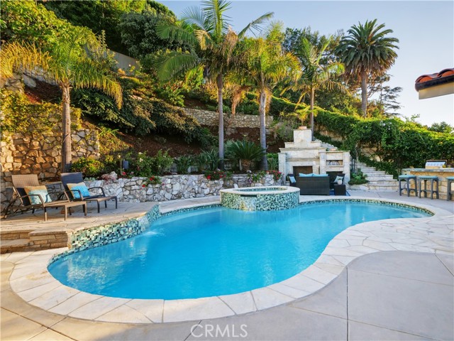 584 Via Almar, Palos Verdes Estates, California 90274, 3 Bedrooms Bedrooms, ,5 BathroomsBathrooms,Residential,Sold,Via Almar,PV21199085