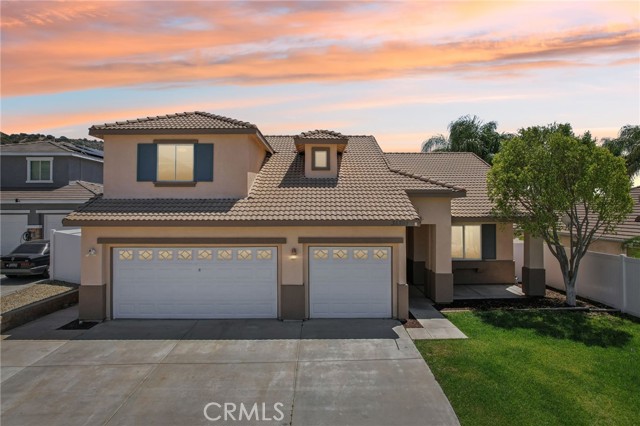 Detail Gallery Image 6 of 67 For 35392 Meadow Park Cir, Wildomar,  CA 92595 - 4 Beds | 3 Baths