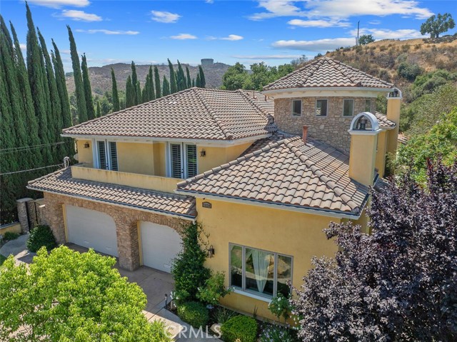 Detail Gallery Image 2 of 62 For 21120 Placerita Canyon Rd, Newhall,  CA 91321 - 5 Beds | 6 Baths