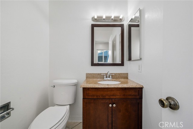 Detail Gallery Image 34 of 58 For 820 W Balboa Bld, Newport Beach,  CA 92661 - 5 Beds | 4/2 Baths