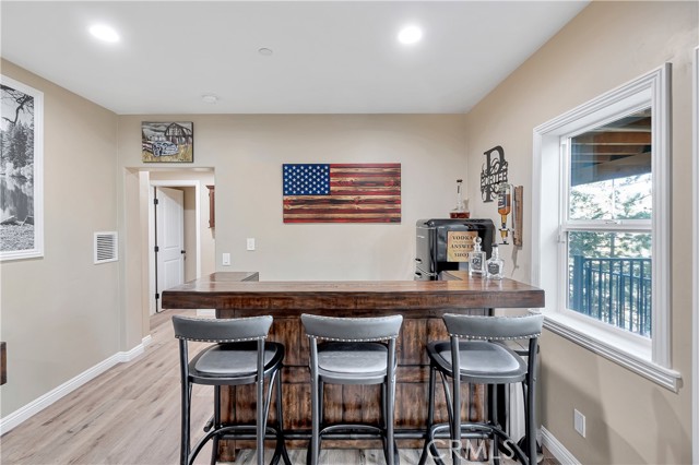 1119 Brentwood Drive, Lake Arrowhead CA: https://media.crmls.org/medias/1f221c08-af1f-4d81-b0a1-bffc5ae7788a.jpg