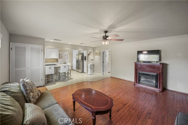 Detail Gallery Image 21 of 43 For 3260 Vista Way, Hemet,  CA 92544 - 4 Beds | 2/1 Baths