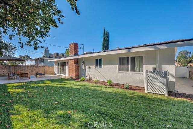 Detail Gallery Image 32 of 41 For 11722 Hayvenhurst, Granada Hills,  CA 91344 - 4 Beds | 3 Baths