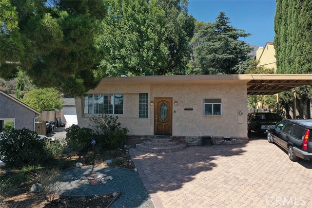 3953 Santa Carlotta, La Crescenta CA: https://media.crmls.org/medias/1f23b948-4739-48ab-bdb4-8a5262086ed8.jpg