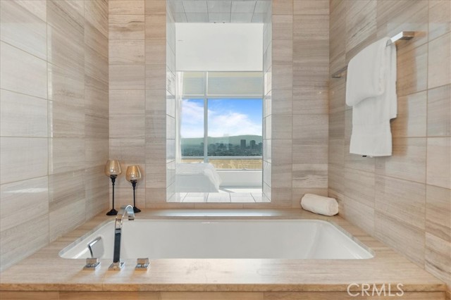 Detail Gallery Image 30 of 32 For 900 W Olympic, Los Angeles,  CA 90015 - 2 Beds | 3 Baths