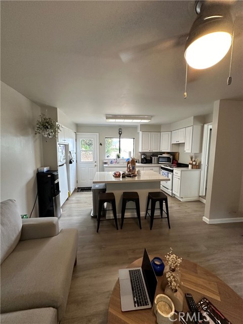 Detail Gallery Image 2 of 22 For 5628 Panorama, Whittier,  CA 90601 - 1 Beds | 1 Baths