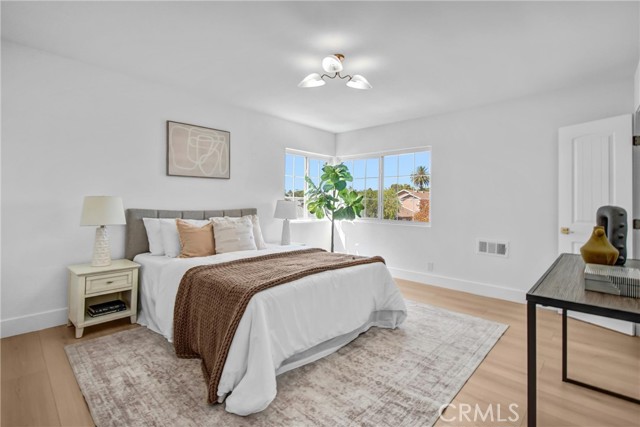 10724 Tabor Street photo 26