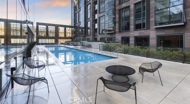Detail Gallery Image 18 of 75 For 100 Van Ness Ave #1810,  San Francisco,  CA 94102 - 1 Beds | 1 Baths