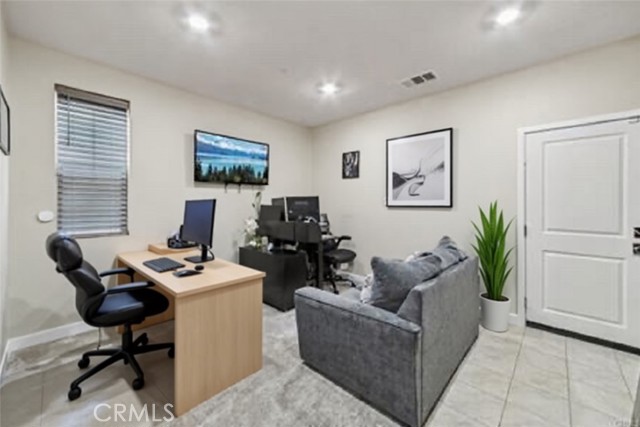 1040 N Anaheim Boulevard, Anaheim CA: https://media.crmls.org/medias/1f255277-a317-4080-b134-da9fdbee581c.jpg