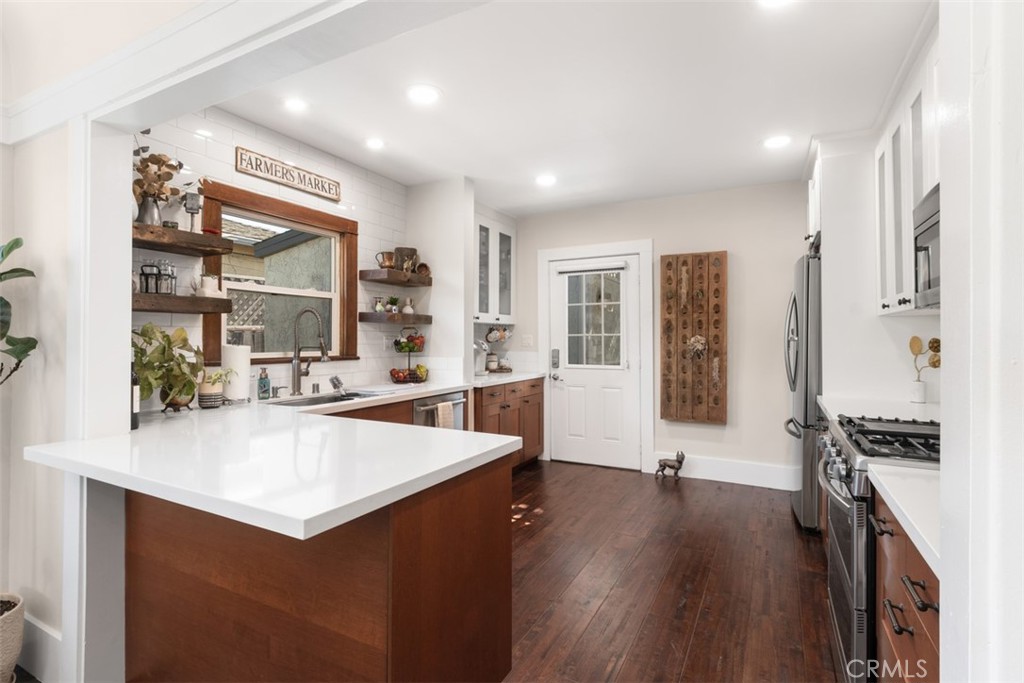 3390 Herman Avenue - photo 10