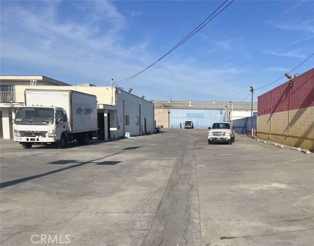  Commercial for Sale in Van Nuys, California