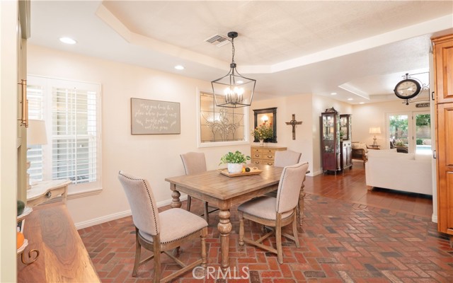 Image 18 of 75 For 2372 Shadow Hill Drive