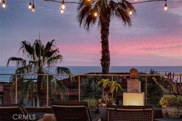 3205 Bayview Drive, Manhattan Beach, California 90266, 5 Bedrooms Bedrooms, ,5 BathroomsBathrooms,Residential,For Sale,Bayview,SB26067701