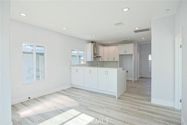 Detail Gallery Image 22 of 43 For 7586 El Prado, Buena Park,  CA 90620 - 5 Beds | 3 Baths