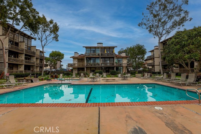 Detail Gallery Image 19 of 26 For 5103 Marina Pacifica Drive South #KEY# 20,  Long Beach,  CA 90803 - 1 Beds | 1 Baths