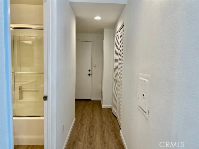 Detail Gallery Image 13 of 19 For 8070 East Treeview Court, Anaheim,  CA 92808 - 2 Beds | 2 Baths