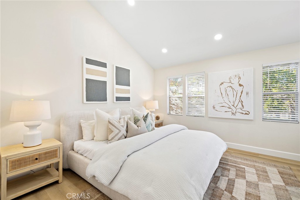 MLS #OC25266133 image #21