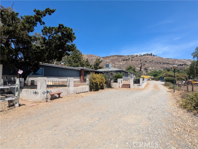 Detail Gallery Image 3 of 15 For 8974 Pigeon Pass Rd, Moreno Valley,  CA 92557 - 3 Beds | 2 Baths