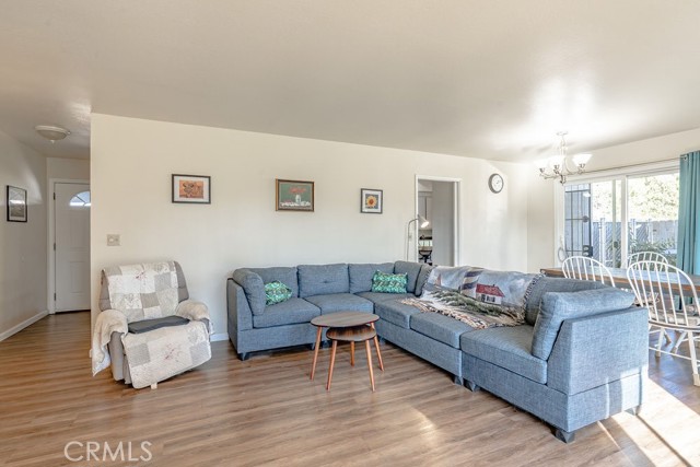 Detail Gallery Image 3 of 31 For 6446 Ponderosa Way, Magalia,  CA 95954 - 2 Beds | 2 Baths