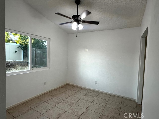 29650 Saint Andrews Court, Murrieta CA: https://media.crmls.org/medias/1f2ad52d-e18b-4040-af21-12645021b697.jpg