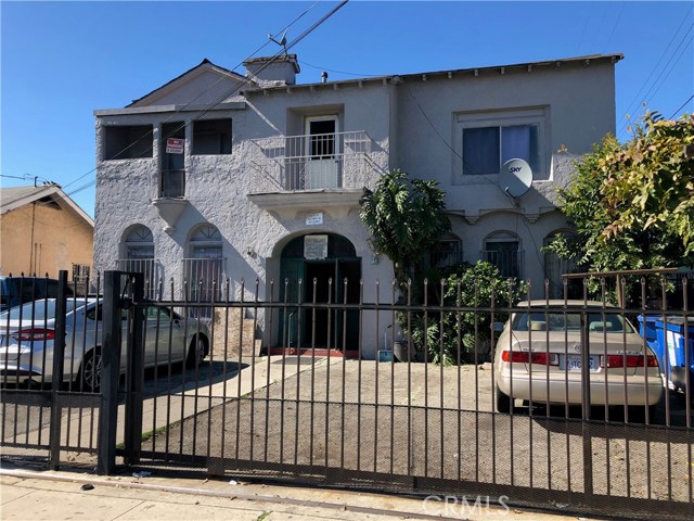 6717 S San Pedro St, Los Angeles, CA 90003