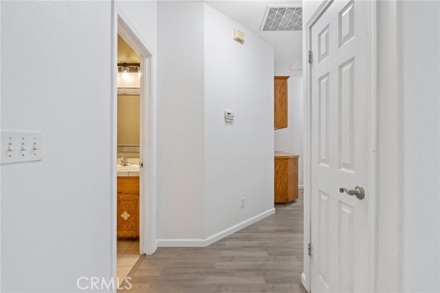 Detail Gallery Image 16 of 38 For 1576 Castle Way, Lemoore,  CA 93245 - 3 Beds | 2 Baths