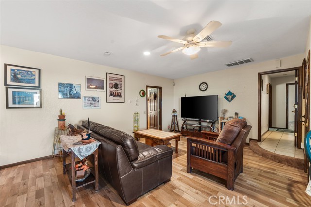 Detail Gallery Image 37 of 75 For 2651 W Avenue N12, Palmdale,  CA 93551 - 5 Beds | 4 Baths