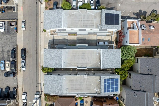 Detail Gallery Image 6 of 9 For 710 5th St, Hermosa Beach,  CA 90254 - 8 Beds | 8 Baths