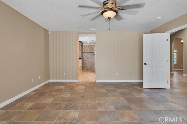 14572 Sultana Street, Hesperia CA: https://media.crmls.org/medias/1f2e469d-0065-4292-b1c9-2ebaff85248f.jpg
