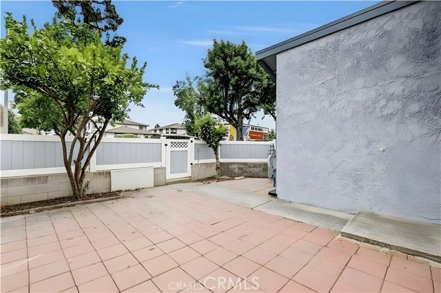 Detail Gallery Image 21 of 27 For 900 W Sierra Madre #44,  Azusa,  CA 91702 - 3 Beds | 2/1 Baths