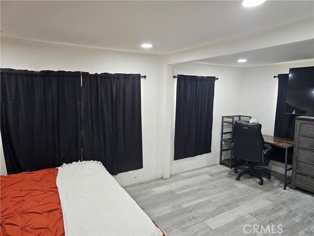 Detail Gallery Image 9 of 13 For 16115 33rd Ave, Clearlake,  CA 95422 - 2 Beds | 2 Baths