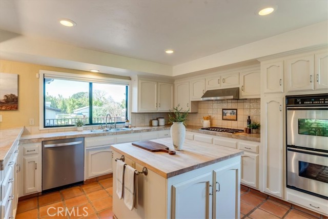 Detail Gallery Image 10 of 62 For 710 Evans, San Luis Obispo,  CA 93401 - 5 Beds | 3 Baths