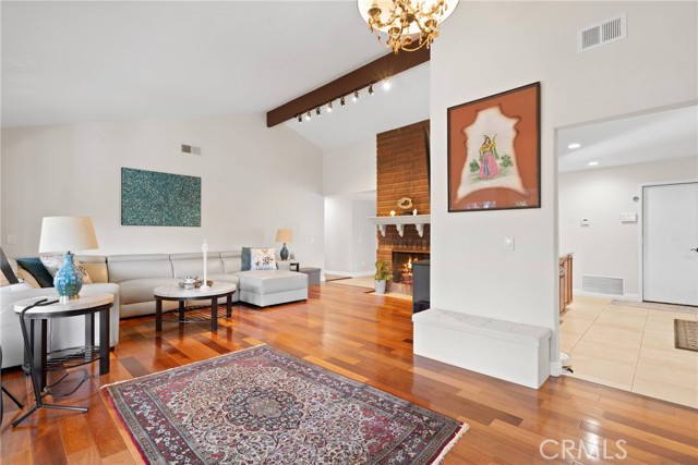 Detail Gallery Image 7 of 42 For 2359 N 4th Ave, Upland,  CA 91784 - 4 Beds | 2 Baths