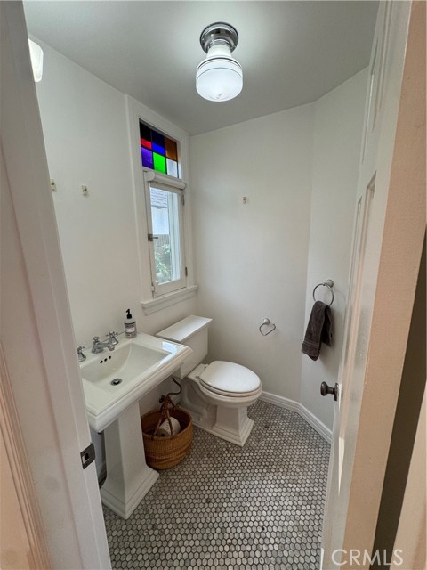 Detail Gallery Image 23 of 40 For 4455 California, Long Beach,  CA 90807 - 4 Beds | 3 Baths