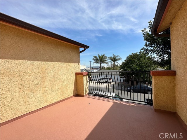Detail Gallery Image 30 of 34 For 3757 E 52nd St, Maywood,  CA 90270 - 3 Beds | 2/1 Baths