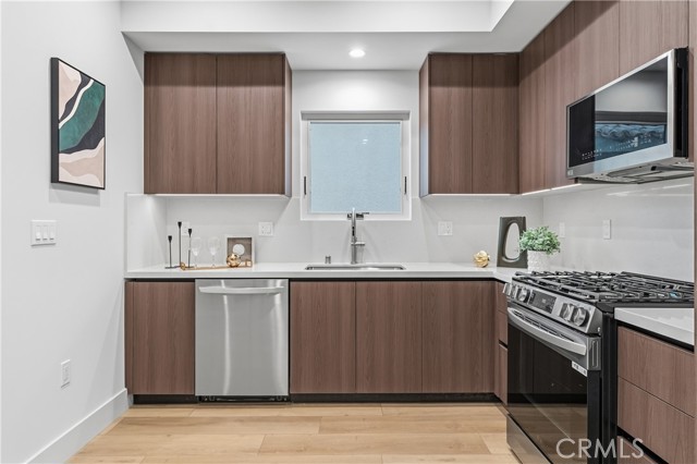 Detail Gallery Image 4 of 18 For 150 Oak Knoll Ave #103,  Pasadena,  CA 91101 - 1 Beds | 1 Baths