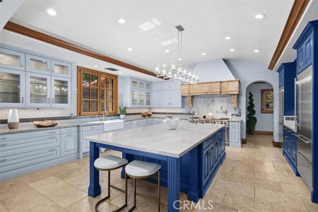 97 Canyon Creek, Irvine CA: https://media.crmls.org/medias/1f321f3c-2a34-413a-bc8e-3d2358ba28e8.jpg
