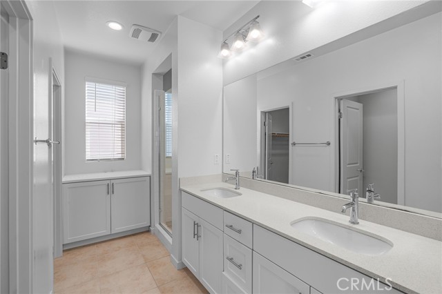 148 Stage, Irvine CA: https://media.crmls.org/medias/1f336dcc-ce51-4218-aae1-bbedb57f1c7d.jpg