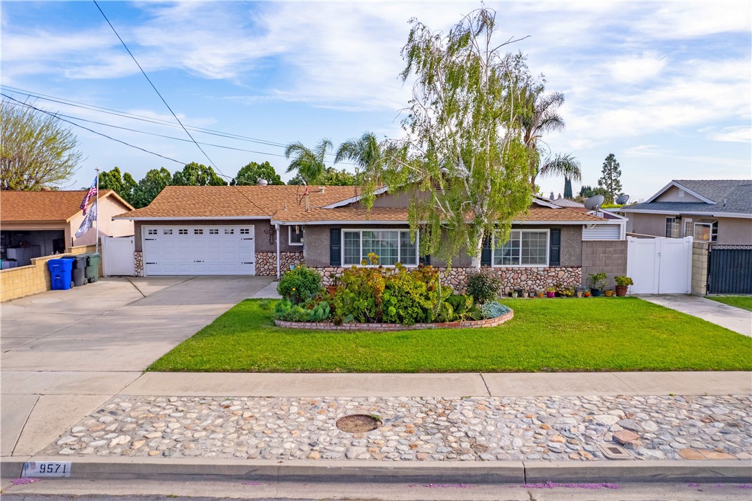 9571 Tryon St, Rancho Cucamonga, CA 91730