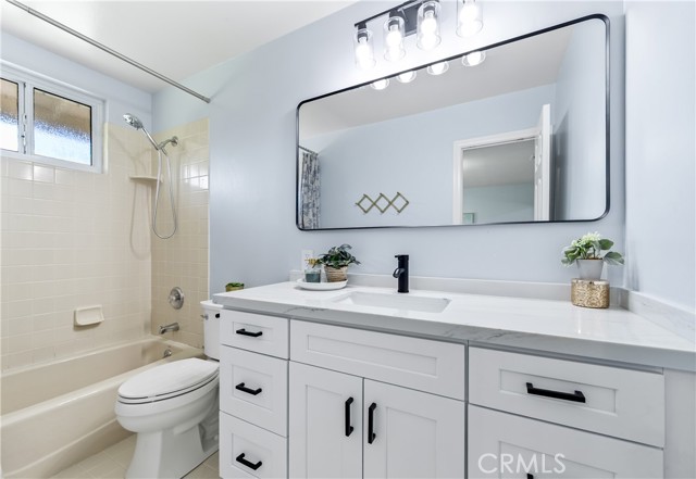 5481 Santa Gertrudes Ave, Garden Grove CA: https://media.crmls.org/medias/1f3428f2-e83c-4153-a180-3b0b81fb7504.jpg