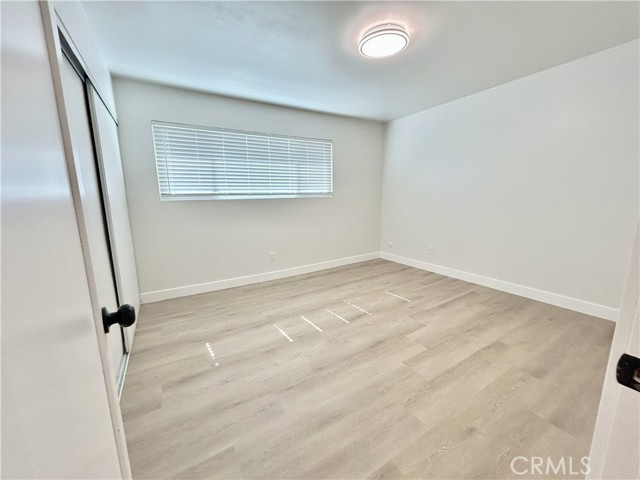 895 N Euclid Avenue, Pasadena CA: https://media.crmls.org/medias/1f344c36-01e6-41de-b528-1e6de6d37e02.jpg