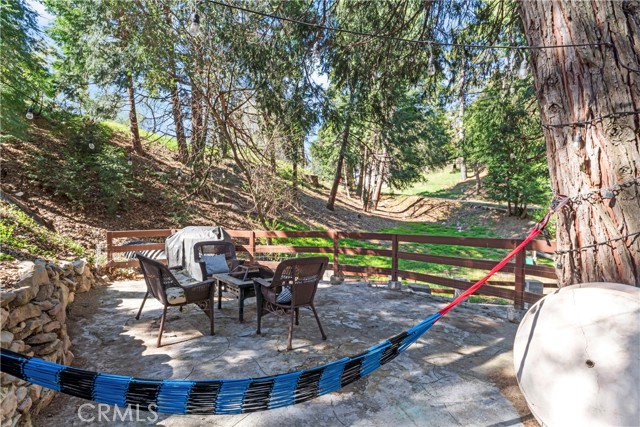 407 Dart Canyon Road, Crestline CA: https://media.crmls.org/medias/1f34ee4e-5283-4297-8701-918cf4c111f9.jpg