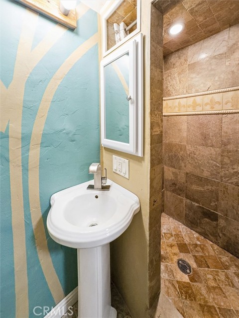 Detail Gallery Image 44 of 55 For 1849 Vine Street, Paso Robles,  CA 93446 - 6 Beds | 3/1 Baths