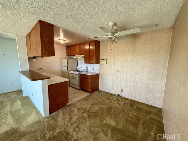Detail Gallery Image 2 of 31 For 4727 W 147th St #202,  Lawndale,  CA 90260 - 2 Beds | 2 Baths