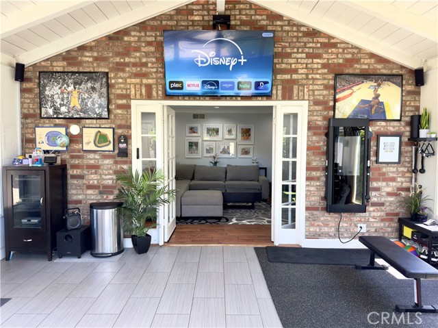 Detail Gallery Image 21 of 57 For 629 E Riverview Ave, Orange,  CA 92865 - 4 Beds | 2 Baths