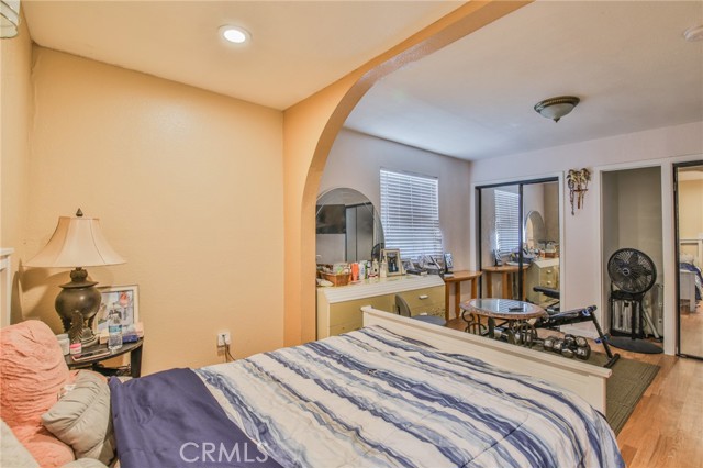 Detail Gallery Image 13 of 49 For 1709 E Luray, Long Beach,  CA 90807 - 5 Beds | 5 Baths