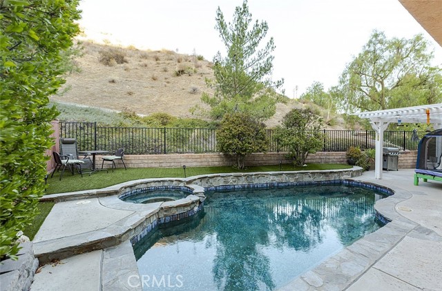 30030 Grandifloras Road, Canyon Country CA: https://media.crmls.org/medias/1f37c835-0212-437d-94c0-a738d8263359.jpg